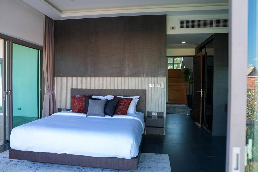 Legend Most Luxurious 6Bedroom Seaview In Phuket Ban Saiyuan Exterior photo