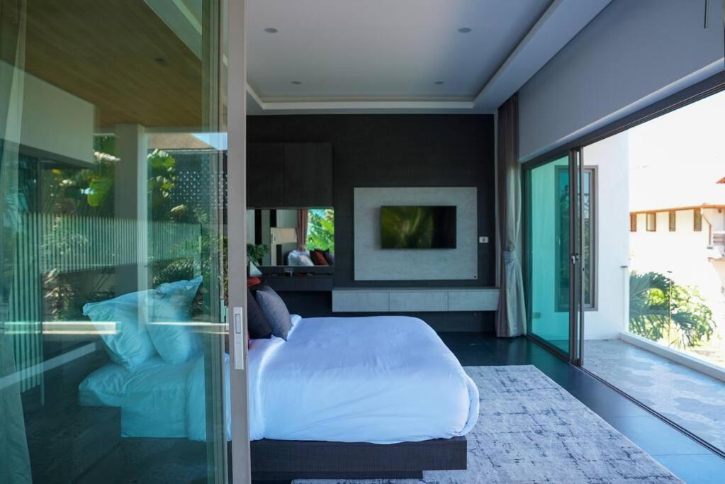 Legend Most Luxurious 6Bedroom Seaview In Phuket Ban Saiyuan Exterior photo